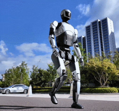 身高1.8米！宁波产新款人形机器人来了(图2)